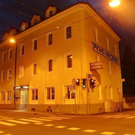 Pension Jahn Зальцбург Экстерьер фото