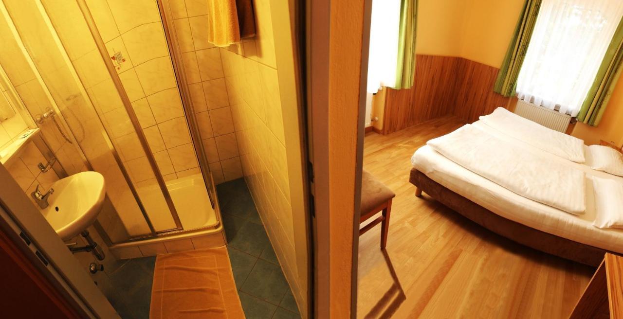 Pension Jahn Зальцбург Номер фото