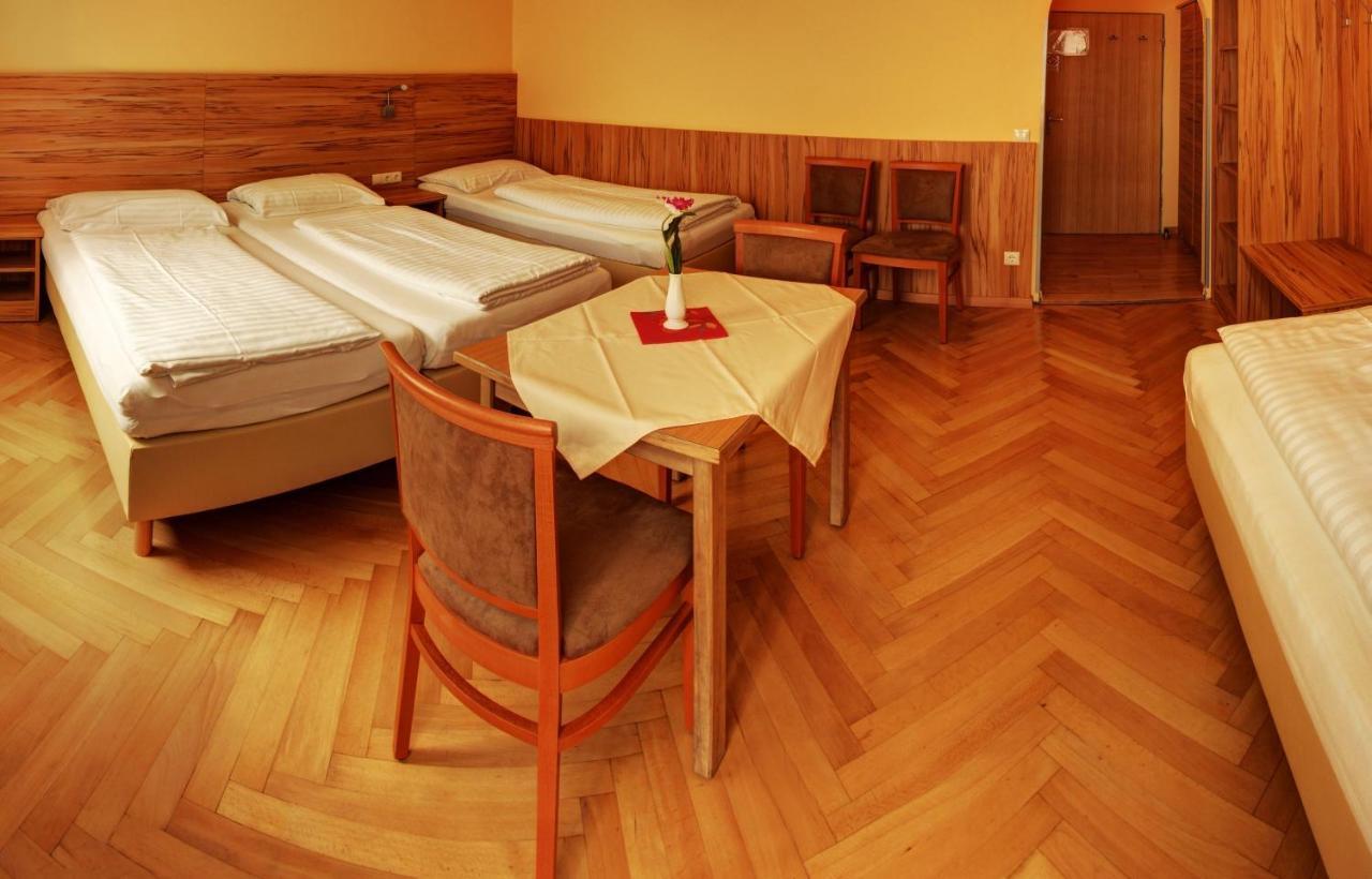 Pension Jahn Зальцбург Номер фото